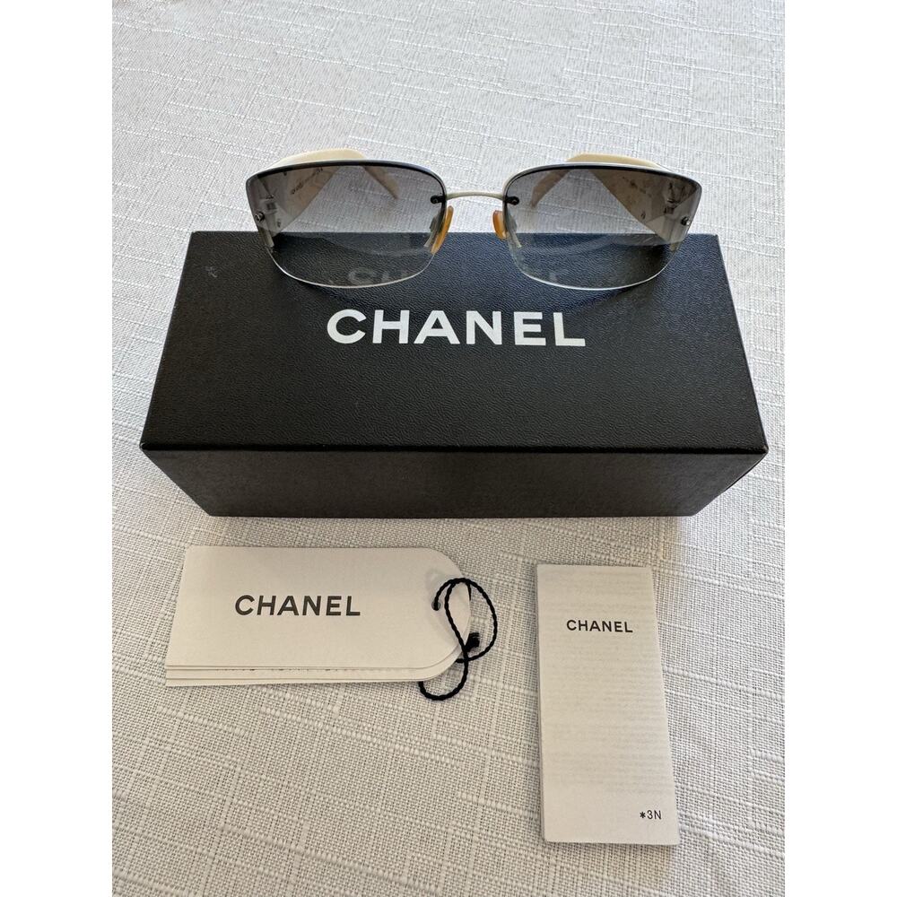 Chanel 4117-B Rimless Sunglasses White Crystal CC Gradient Gray Lenses, Vintage